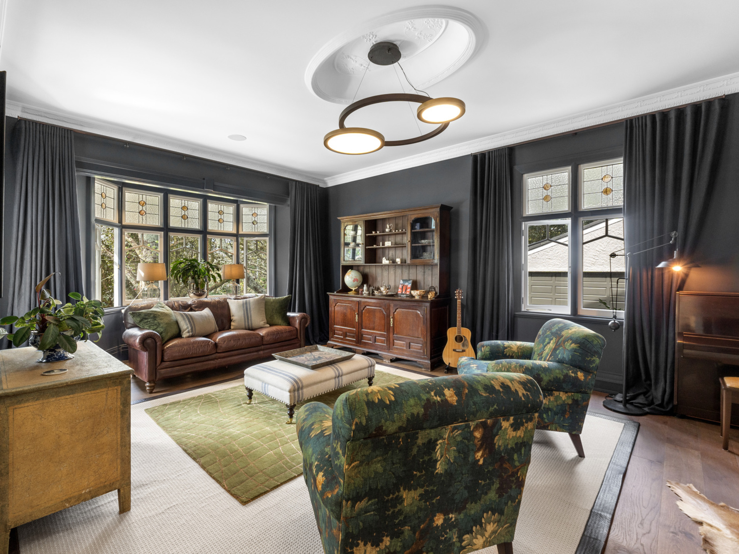 NZCB VOL9 06 171 Gillies Avenue Peter Grant 664 1600 2